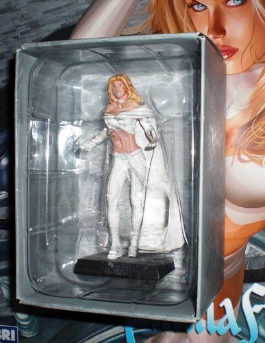 Emma frost statuina - emma,