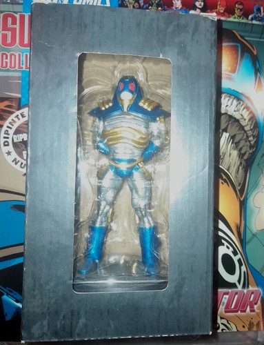 Anti monitor statuina - anti-monitor,