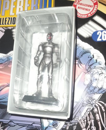 Ultron statuina supereroi - 26,