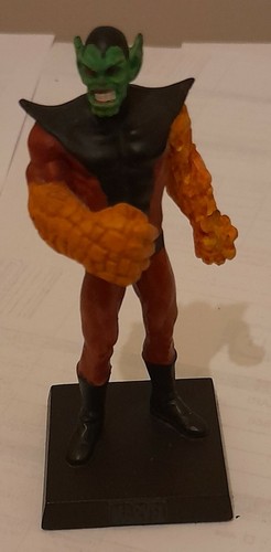 Super skrull statuina - skrull,